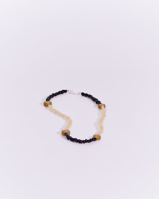 BEADED GLASS NECKLACE IN EBONY, VASELINE & MOSS