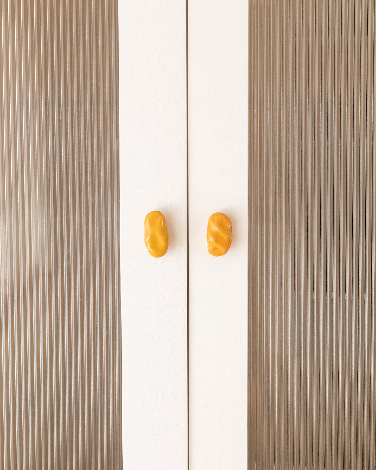 CERAMIC KNOB/HOOK IN MARIGOLD - MEDIUM