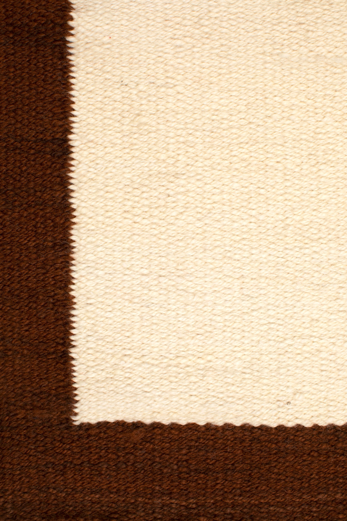 PAMPA & VESSAL STUDIOS RUG IN BURGUNDY - MEDIUM
