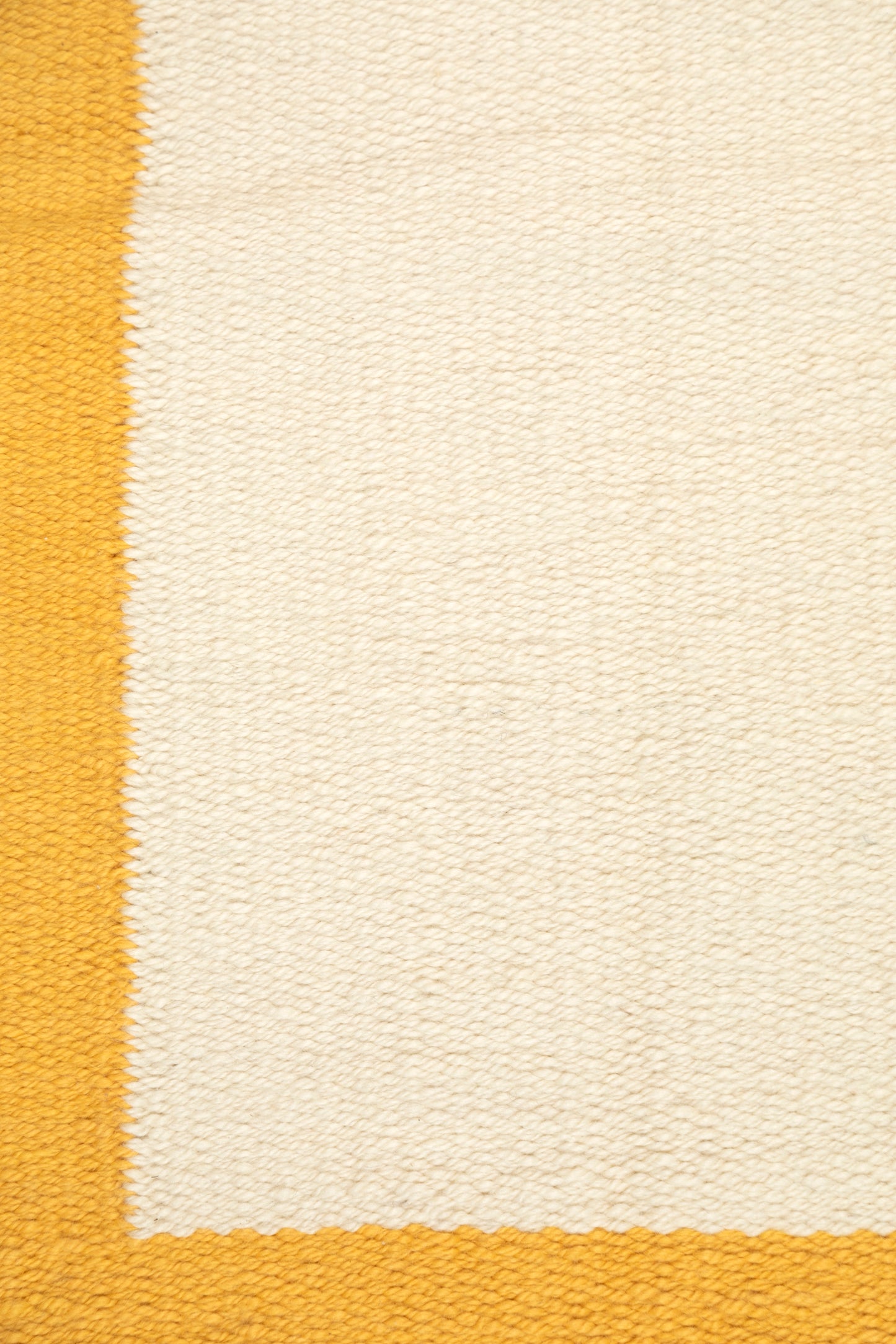 PAMPA & VESSAL STUDIOS RUG IN GOLD - MEDIUM