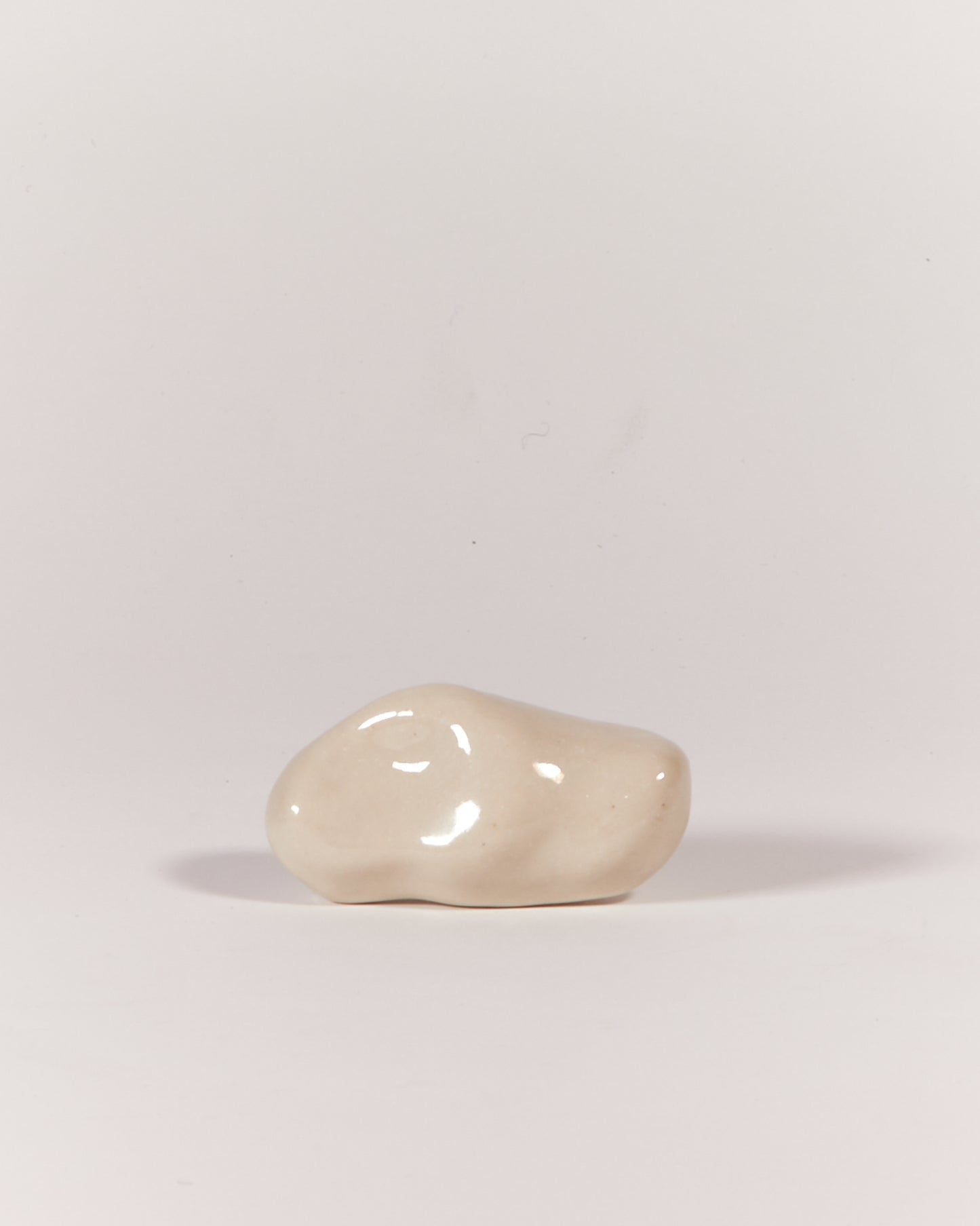 CERAMIC KNOB/HOOK IN IVORY - MEDIUM